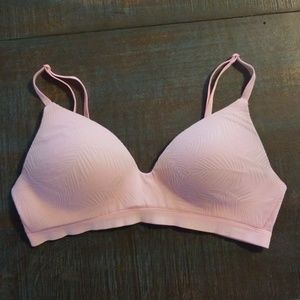 34B Victoria Secret Tshirt Bra